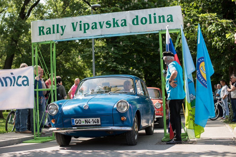 RALLYVIPAVSKADOLINA-70