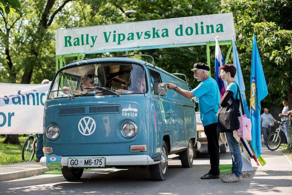 RALLYVIPAVSKADOLINA-75